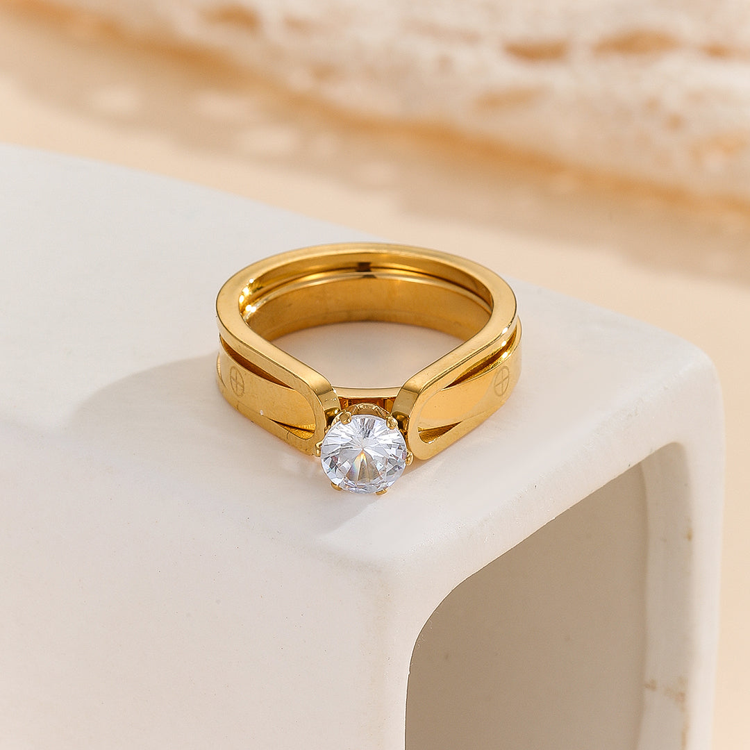 SwiftMalls™ Elegant Golden Dou Halo Ring